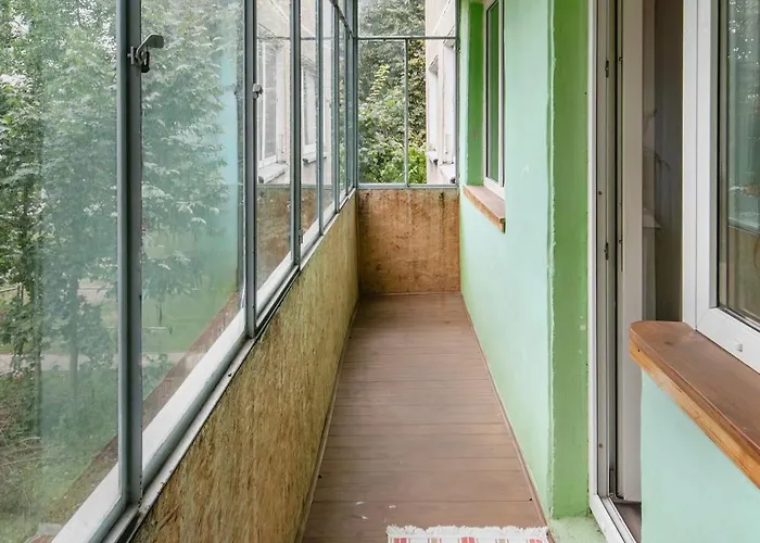 Urban Escape - Quiet 5 Km From Center Butas