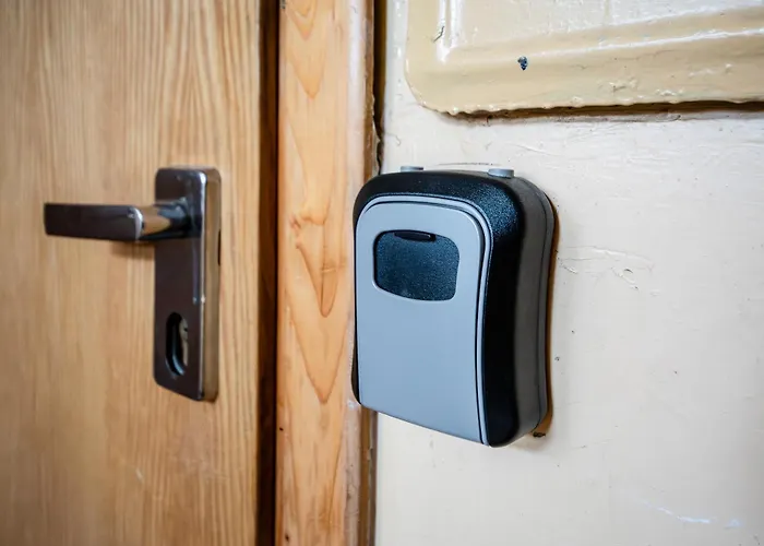 Urban Escape - Quiet 5 Km From Center アパート